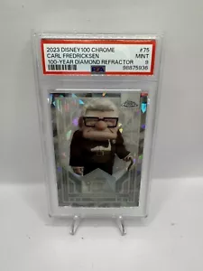 Disney 100 2023 cromo Carl Fredrickson refractor de hielo agrietado/100 PSA 9 como nuevo - Imagen 1 de 3