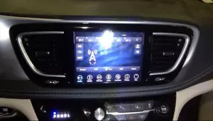 2018 CHRYSLER PACIFICA AUDIO RADIO RECEIVER 8.4" TOUCH SCREEN OEM 68316174AB - Picture 1 of 18