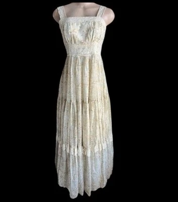 Vintage Gunn Sax Floral With Lace dress - Image 1 of 4