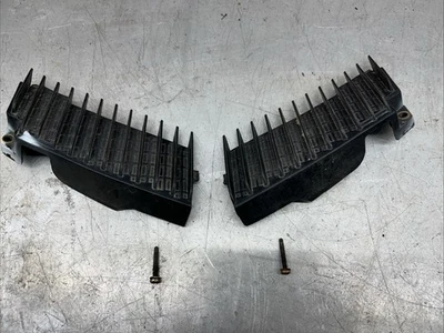 1988-1998 Chevy Silverado Cowl End Trim Cap Sierra Pair 15646375 15646376 L&R Foto 1 de 4