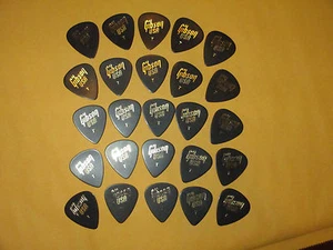 12 púas de guitarra Gibson EE. UU. - PRINCIPIOS DE LOS 90 - TIPO TRIÁNGULO EN NEGRO - DELGADO 0,44 mm - Imagen 1 de 1
