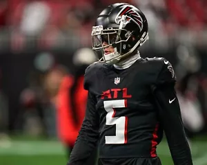 Foto de fútbol americano de la NFL London Drake on Field Atlanta Falcons 8x10 - Imagen 1 de 1