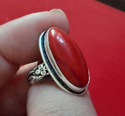 ANELLO DONNA CORALLO NATURALE ROSSO SARDO CABOCHON OVALE IN ARGENTO 925 BRUNITO - Immagine 1 di 4