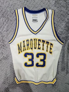 Vintage Marquette Golden Eagles Medalist Sand Knit Jersey #33 Size 40 - Picture 1 of 5