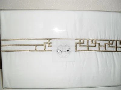 NATORI EMBROIDERED MING FRETWORK KING  DUVET COVER ASIAN ORIENTAL GOLD WHITE - Image 1 of 3