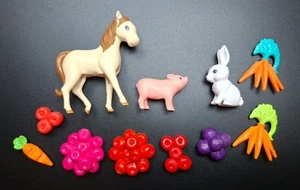 Lote de Mattel Muñeca Barbie Animales de Granja Caballo Conejo Cerdo y Verduras Comida - Imagen 1 de 2
