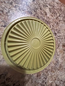 Tupperware Servalier Replacement Lid #812-17 Green 5” Lid Seal - Picture 1 of 4