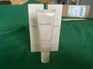 2 Laura Mercier Tinted Moisturizer Porcelain #1W1 1.7 Oz. - Picture 1 of 4