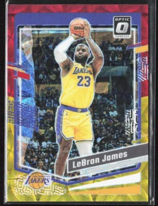 2023-24 Panini Donruss Optic LeBron James International rojo y dorado Prizm/99 #65 - Imagen 1 de 2