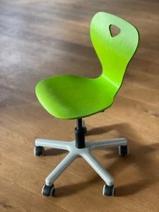 TOP! Ergonomischer Schreibtischstuhl für Kinder von moll (Woody S in grün) - Bild 1 von 6