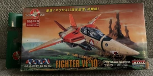 Macross Series Early Edition Fighter VF-10 1/170 Model Kit Figure - Picture 1 of 5