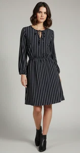 NWT Old Navy Women’s Striped Dress Size Small Navy Blue Long Sleeve Tie Neck Cas - Picture 1 of 12