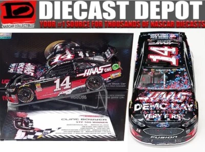 CLINT BOWYER 2018 MICHIGAN WIN RACED VERSION 1/24 ELITE - Image 1 of 4