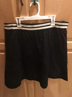 Falda de encaje bordada negra Anthropologie Lithe usada en excelente estado, 14 Foto 1 de 4