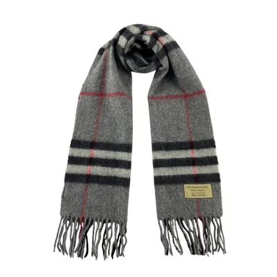 Silenciador de bufanda Burberry vintage Foto 1 de 4