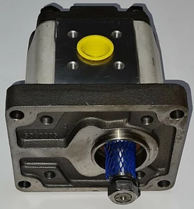 PARKER PMD-CHEMNATZ HYDRAULIC GEAR PUMP PT.NO.: 3339111731 - Picture 1 of 8