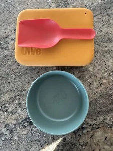TOTALMENTE NUEVO Ollie Puptainer Contenedor de almacenamiento de alimentos para perros con cuchara y tazón - Imagen 1 de 2