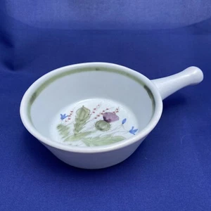 Buchan Scotland Thistle THISTLEWARE Stoneware Bowl with Handle - Picture 1 of 6