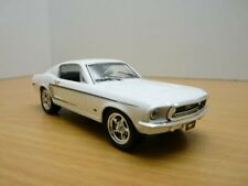 Ford Mustang Shelby GT blanche 1968 1/43
