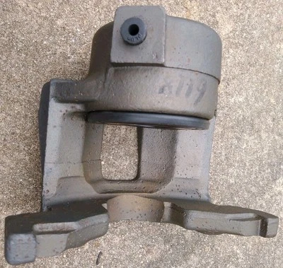 AMC/RAMBLER 1977/81 HORNET, GREMLIN NOS DELANTERO IZQUIERDO ORIGINAL CONJUNTO PINZA BENDIX  Foto 1 de 4