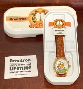 Reloj musical de cuarzo de cuero genuino Armitron Garfield PAWS 900/112 necesita batería - Imagen 1 de 5