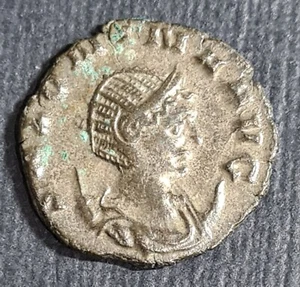 Römische Münze, Salonina, 235-270 n. Chr., Billon Antoninianus, Sear Nr. 10648, RIC 24 - Bild 1 von 6