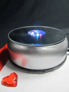 Base Display 4" 7 LED per Cristalli Vetro Arte,Luce Colore 360 Rotante AC/DC  - Foto 1 di 1