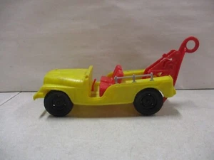 Processed Plastic Jeep Wrecker Tow Truck - Picture 1 of 5