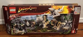 LEGO Indiana Jones: Temple Escape (7623) Incomplete set 1 Minifigure & Box
