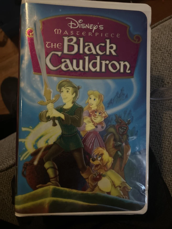 The Black Cauldron (VHS, 1998) Walt Disney Masterpiece Collection - Image 1 of 2