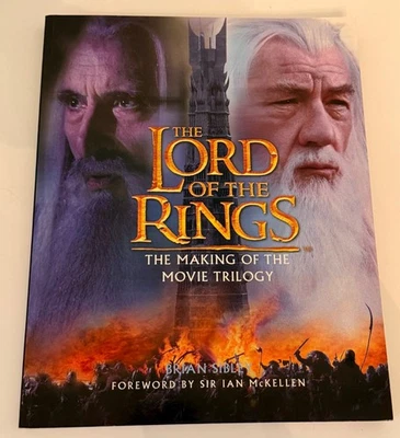 LOTR Weapons & Warfare Book and The Making of the Movie Trilogy Book combo pack Foto 1 de 4