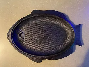 New Cast Iron Fish Shaped Pan - Picture 1 of 5