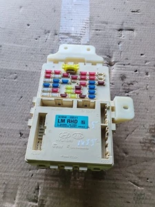 2012 Hyundai IX35 1.7 CRDi Diesel Fuse Relay Box 919502S511 - Picture 1 of 2