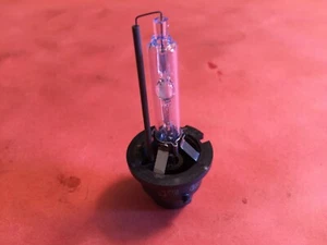 Philips D2S 35W 85122 Xenon Headlight Bulb HID OEM - Picture 1 of 7