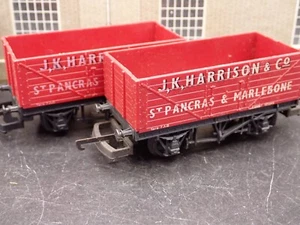 Pair of OO Gauge Lima 305631 JK Harrison & Co 7 Plank Open Wagons (L880) - Picture 1 of 20