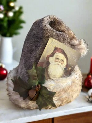 Sombrero de Papá Noel Primitivo Navidad Hecho a Mano Aspecto Vintage con Campanas Foto 1 de 3