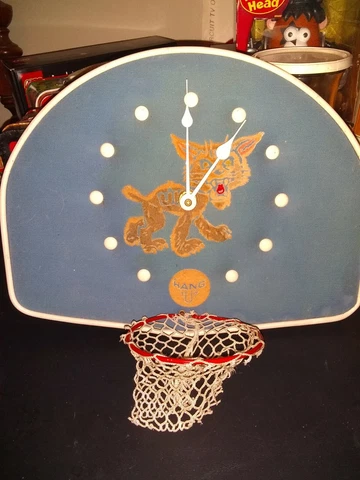 Vintage Kentucky Wildcats Wall Clock Very Rare Cover