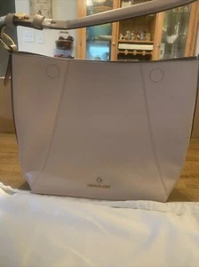 Michael Kors Lucy Hobo Adjustable Strap Cream/Tan Magnetic Closure Shoulder Bag - Picture 1 of 9