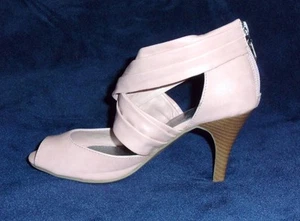 Neue Guess G by Guess Pumps von Marciano Daxton/Lackleder rosa Obermaterial 6,5 - Bild 1 von 1