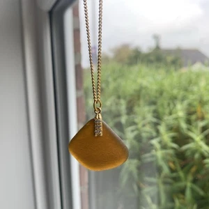 Suffolk Southwold Amber Sea Glass Necklace & pendant 18-inch gold plated - Picture 1 of 4