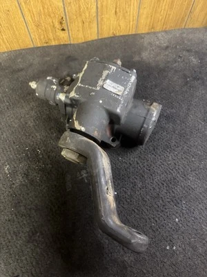 Chevy Silverado GMC Sierra 2500 3500 HD 2007,5-2010 caja de cambios de dirección Foto 1 de 4