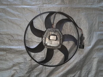 2006 BMW E90  325I RADIATOR COOLING FAN Foto 1 de 2