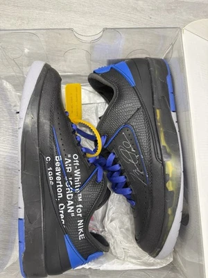 VNDS OG BOX Tamanho 10 - Off-White x Air Jordan 2 Retro SP Preto Baixo Varsity Royal - Imagem 1 de 4