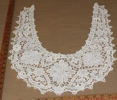 ¿Tres eduardianos vintage? Collares de ganchillo de lujo Foto 1 de 3