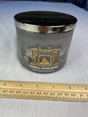 Galletas blancas de granero Bath and Body Works con vela de 3 mechas de Santa 14,5 oz. **NUEVO** Foto 1 de 4