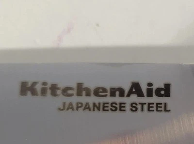 Cuchillo KitchenAid 10.5 "Acero Japonés 5.5" Hoja Dentada 3 Remaches Mango Gris Foto 1 de 4