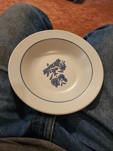 Pfaltzgraff Yorktowne Rimmed Soup Bowl #12 - 8 5/8" x 1 3/4" - Picture 1 of 5
