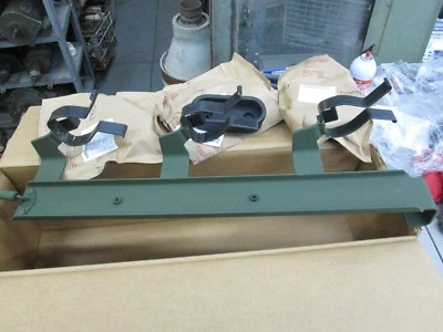 Rifle universal de montaje en pared o vehículo USGI Foto 1 de 4