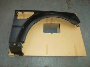 RANGE ROVER SPORT L320 - 2010 to 2013 RIGHT HAND FRONT WING FENDER LR015036 - Picture 1 of 3