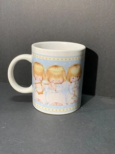 Hallmark Drei betende Engel Kaffeetasse Becher Peace Love & Joy gelbe Sterne - Bild 1 von 10
